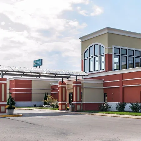 Quality Inn & Suites Mattoon South-2