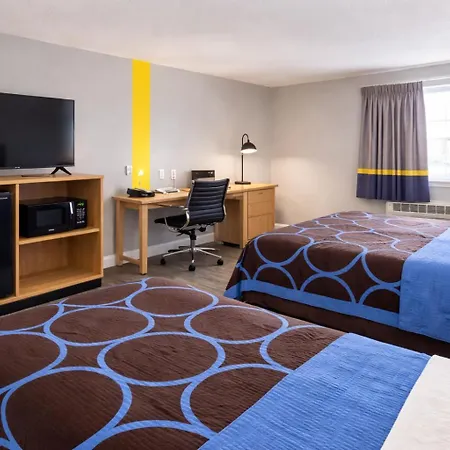 Super 8 By Wyndham Lewiston-3