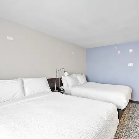 Garner Hotel Gonzales By Ihg-3