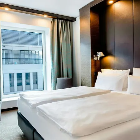 Motel One Magdeburg-2