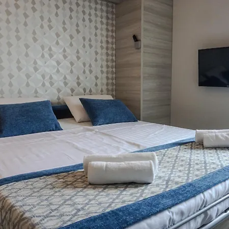 Hotel Fiesa-3