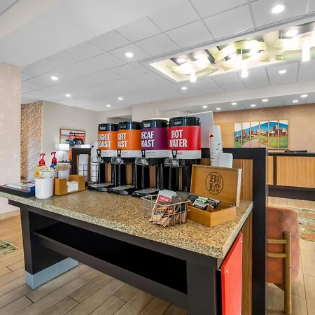 Hampton Inn Marion-2