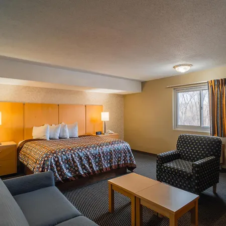 Rodeway Inn Blair-2