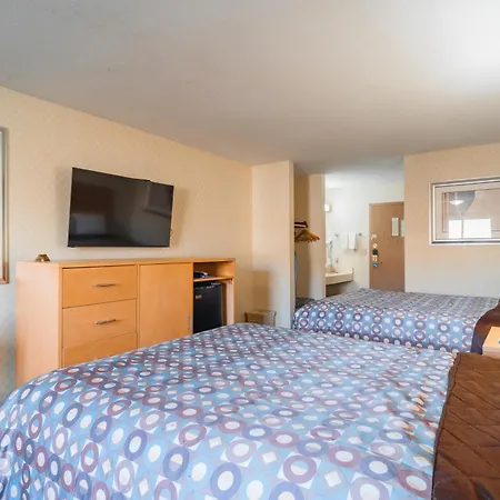 Rodeway Inn Blair-3