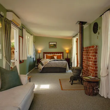 St Leonards Vineyard Cottages-3