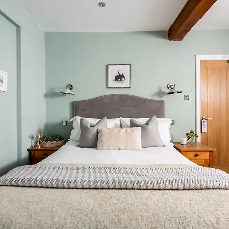 The Lansdowne Boutique Rooms With Breakfast - Adults Only-3