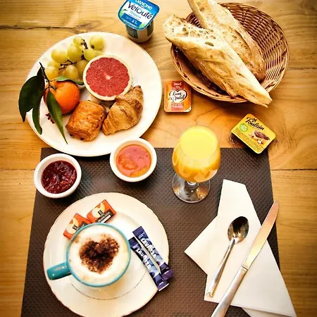 Hotel Restaurant Des Maures-3