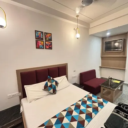 Luxmi Hotel-2
