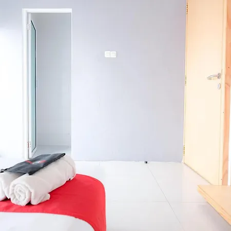 Reddoorz Plus @ Kapuk Business Park-2