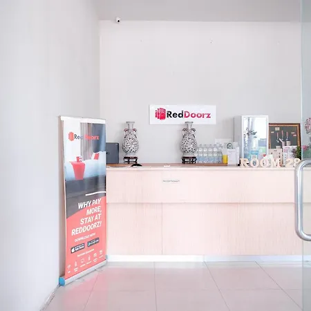 Reddoorz Plus @ Kapuk Business Park-3
