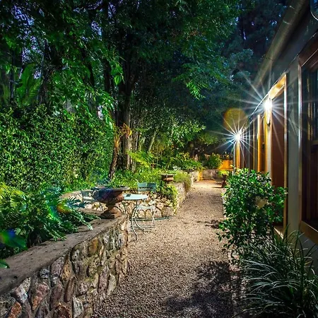 Festina Lente Guesthouse-2