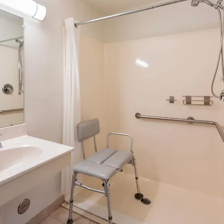 Grandstay Hotel & Suites Hastings-2