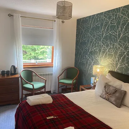 Lochview Guest House-2