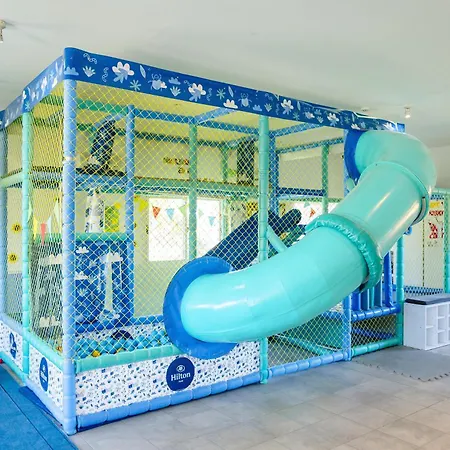 Hilton Pilar-2