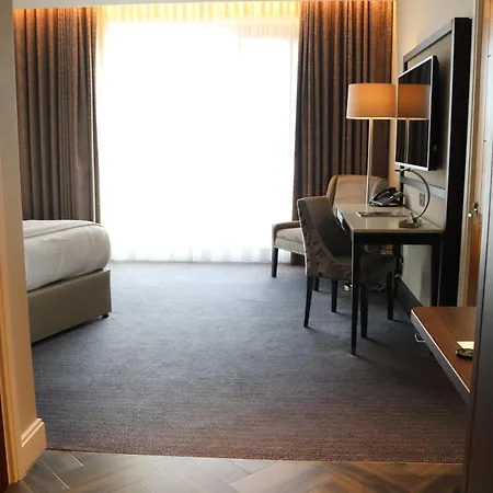 Crow Wood Hotel & Spa Resort-3
