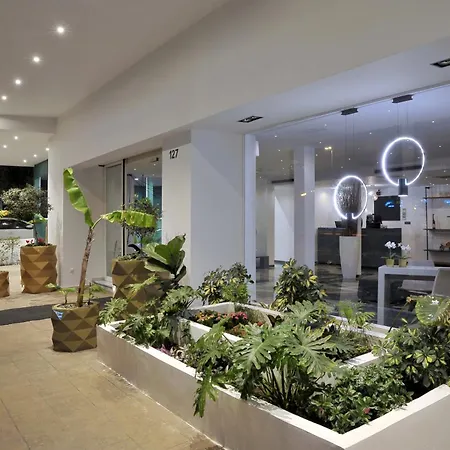 Athenaeum Smart Hotel-2