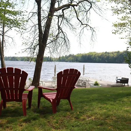 Beachside On Lake Muskoka-2