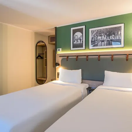Kyriad Direct Marseille Ouest - Martigues-3
