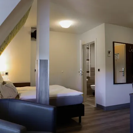 Konsum Berghotel Oberhof-2
