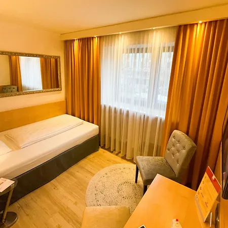City Hotel Ost am Kö-3
