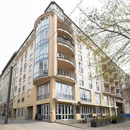 Midi Inn Parkhotel Mitte-3
