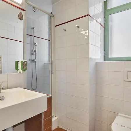 Appart'Hotel Odalys City - Nice Centre-2
