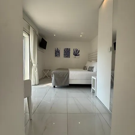Hotel La Calanque-3