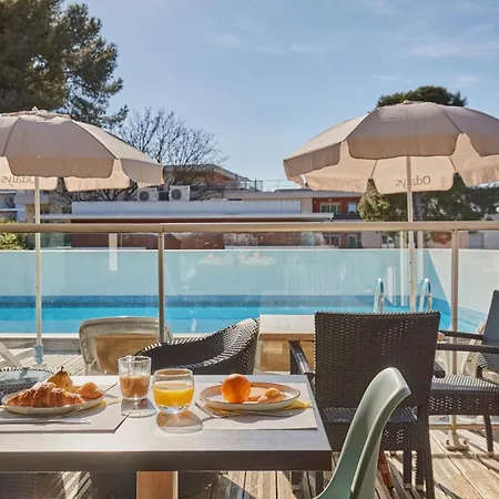 Appart'hôtel Odalys City - Antibes Olympe-3
