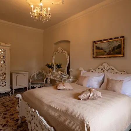 Lh Hotel Gold-3