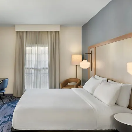 Fairfield Inn & Suites San Diego Old Town-2