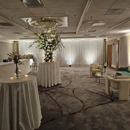 Doubletree By Hilton Akron Fairlawn-2