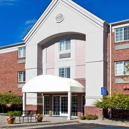 Mainstay Suites Southfield-Detroit-2