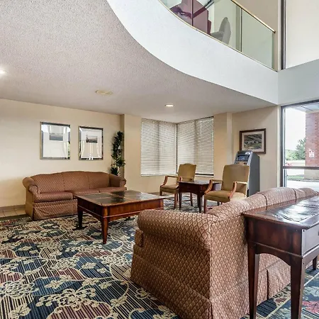 Comfort Inn Cleveland Airport-2