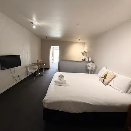 Karaka Tree Motel-2