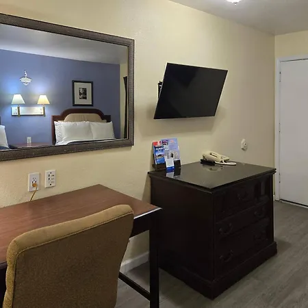 Rodeway Inn & Suites Blythe I-10-3