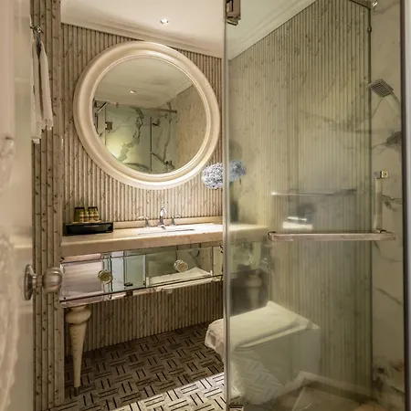 A&Em Saigon Hotel-3