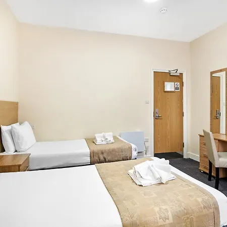 Britannia Inn Hotel-3