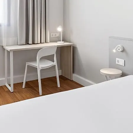 B&B HOTEL Barcelona Mataro-2