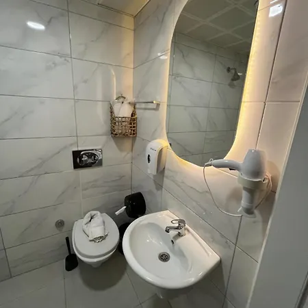 Emirtimes Hotel Kadikoey-3