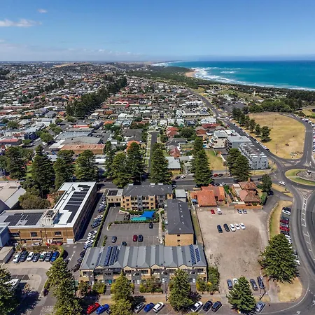 Quest Warrnambool-2