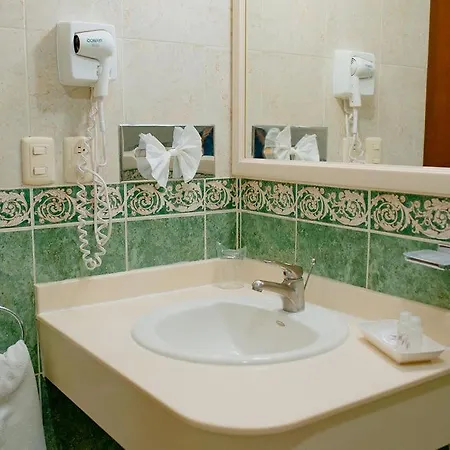 Hotel Plaza Colonial-3