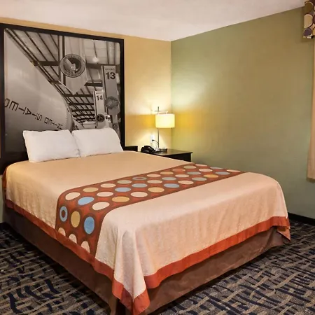 Super 8 By Wyndham Pasadena-3