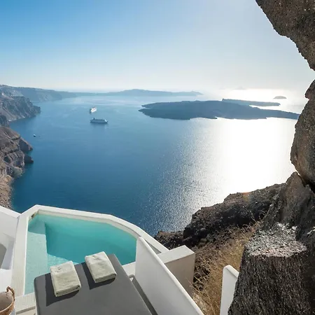 Aqua Luxury Suites by NOMÉE Hospitality Group-2