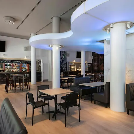 Four Points By Sheraton Perth-3
