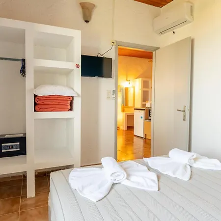 Metaxatos Apartments-2