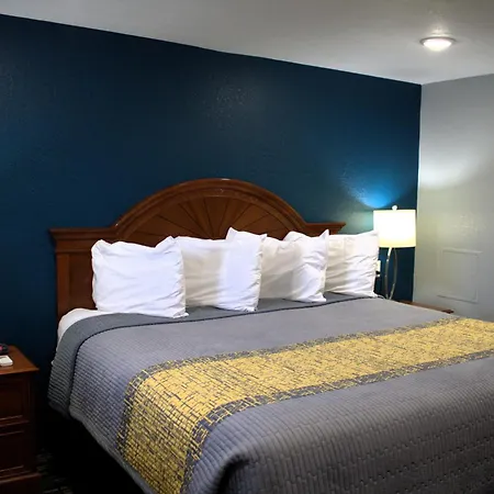 Havenpointe Inn & Suites-2