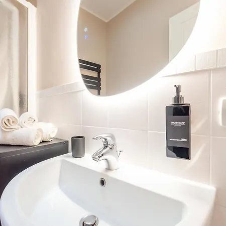 Crescenzio 74 botique by Ghor-2