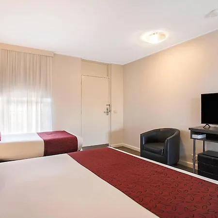 Comfort Inn Western-2