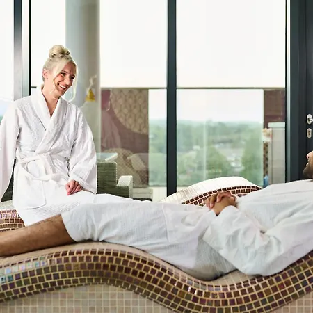 Genting Hotel & Spa At Resorts World Birmingham-3