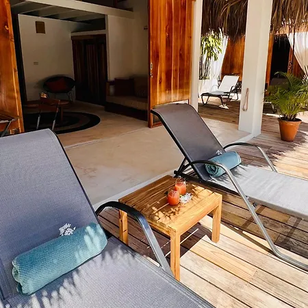 Leeloo Boutique Hotel-2